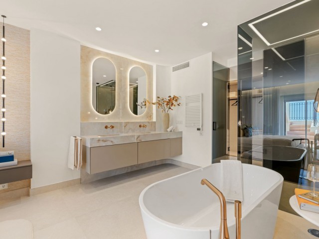 Penthouse in New Golden Mile