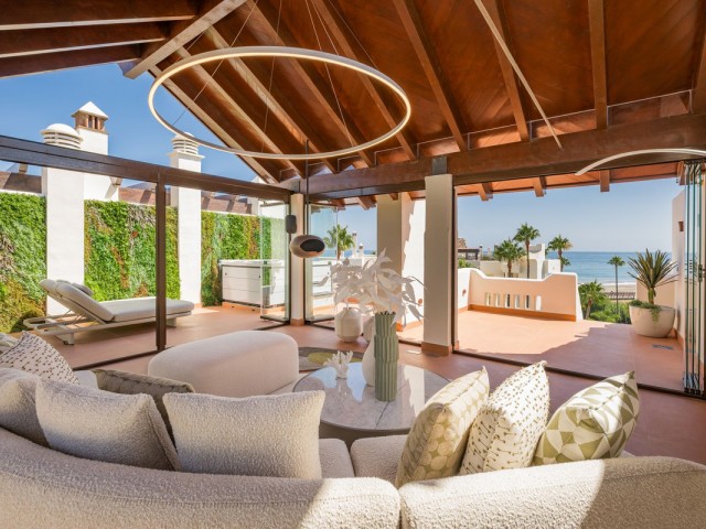 Penthouse in New Golden Mile