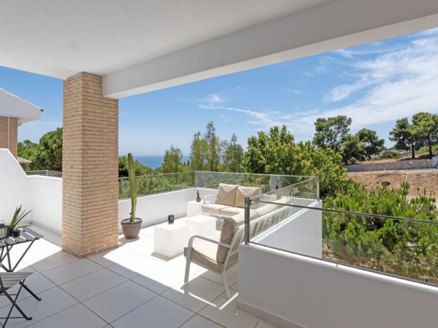 4 Bedrooms Villa in Benalmadena
