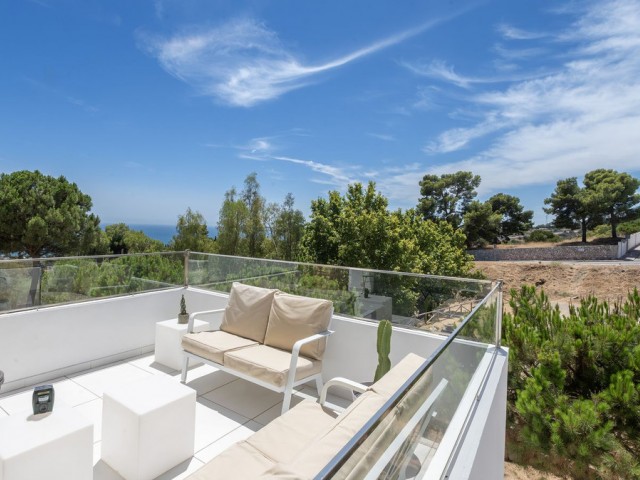 4 Bedrooms Villa in Benalmadena