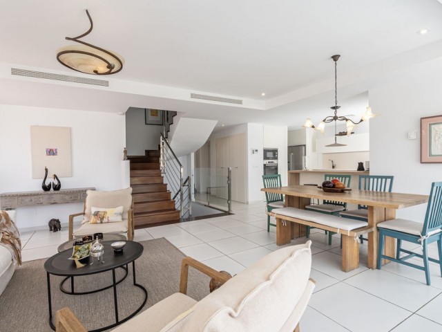 4 Bedrooms Villa in Benalmadena