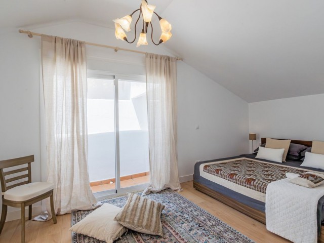 4 Bedrooms Villa in Benalmadena