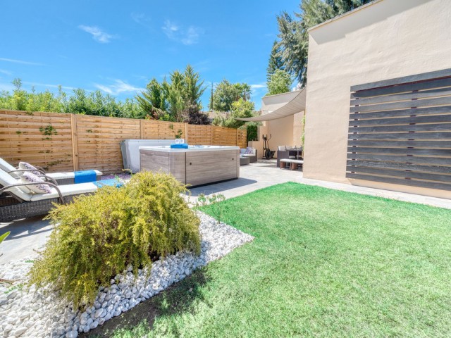 3 Bedrooms Villa in Benahavís