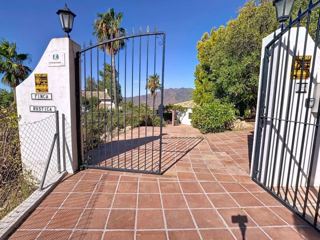 Villa, Valtocado, R5145856