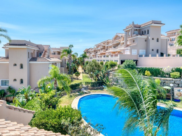Townhouse, La Duquesa, R5146585
