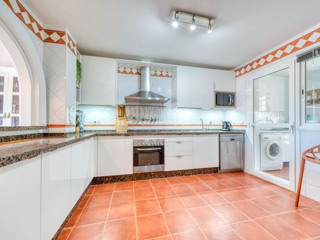4 Schlafzimmer Reihenhaus in La Duquesa