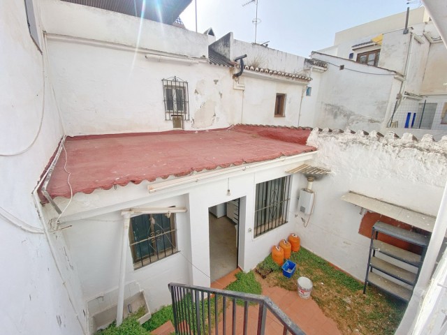 7 Bedrooms Townhouse in Marbella