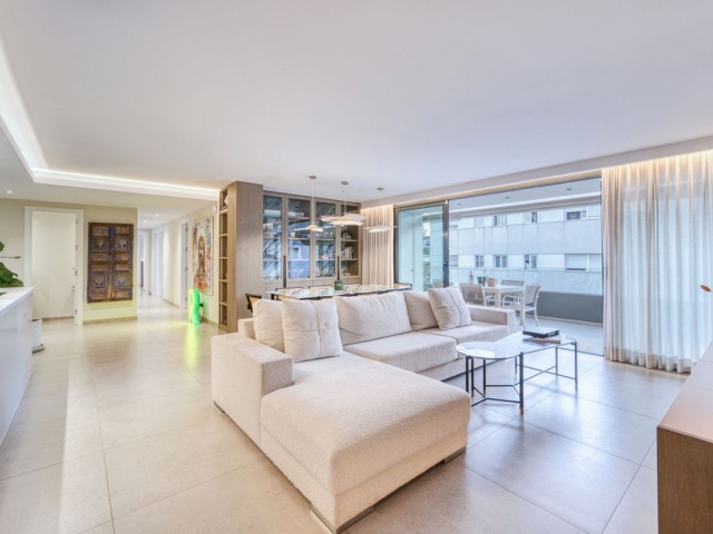 4 Schlafzimmer Apartment in San Pedro de Alcántara