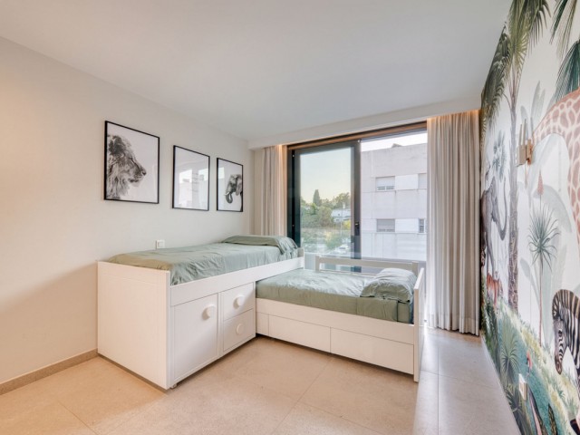 4 Schlafzimmer Apartment in San Pedro de Alcántara