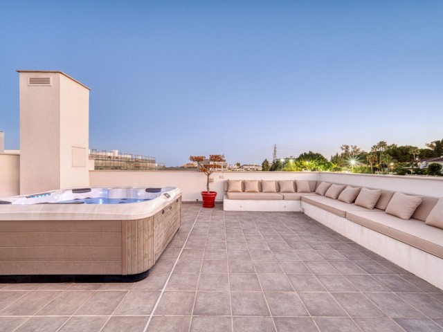 4 Schlafzimmer Apartment in San Pedro de Alcántara