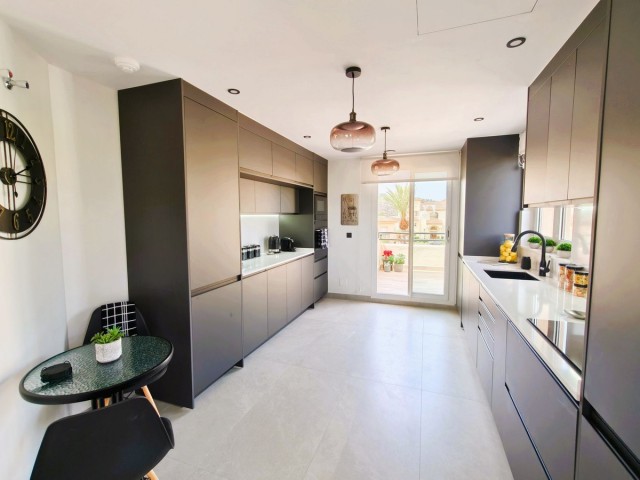 3 Schlafzimmer Apartment in San Roque Club