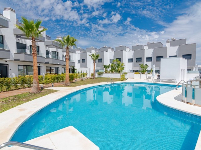 Villa con 4 Dormitorios  en Fuengirola