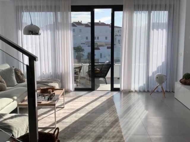 Villa con 4 Dormitorios  en Fuengirola