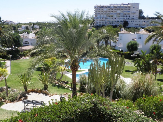 5 Slaapkamer Rijtjeshuis in Estepona