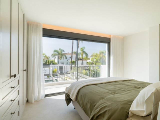 6 Soveroms Villa i Nueva Andalucía