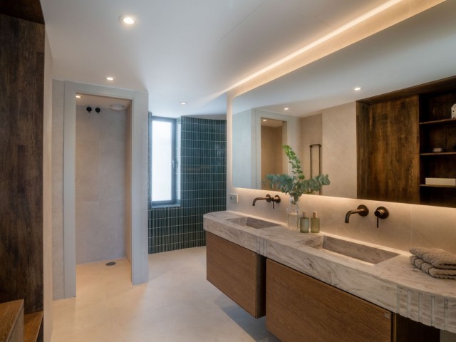 6 Soveroms Villa i Nueva Andalucía