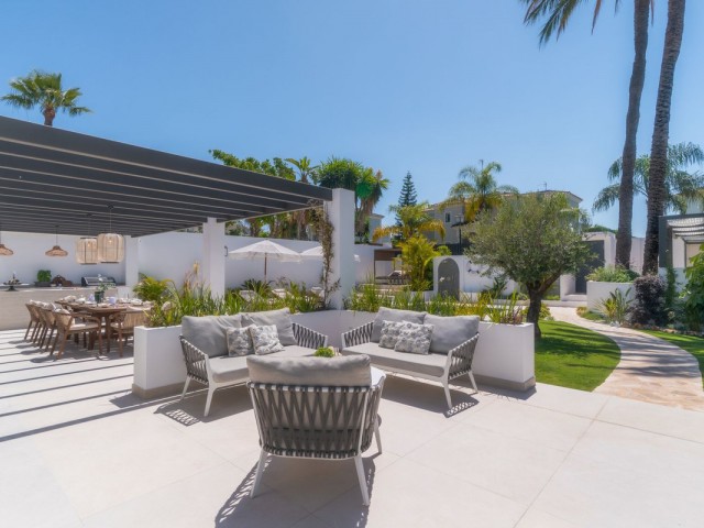 6 Soveroms Villa i Nueva Andalucía