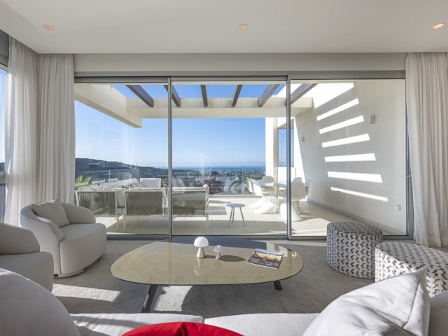 3 Bedrooms Apartment in Benahavís