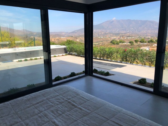 4 Bedrooms Villa in La Cala Golf
