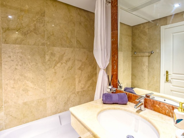 Apartamento con 3 Dormitorios  en Mijas Golf