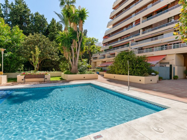 Appartement avec 3 Chambres  à Marbella