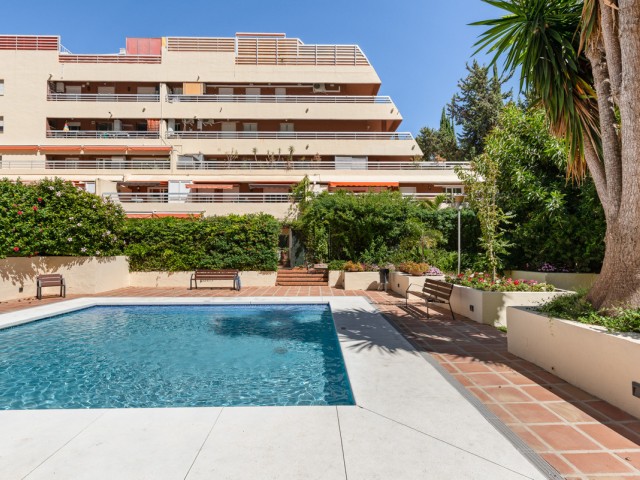 Appartement avec 3 Chambres  à Marbella