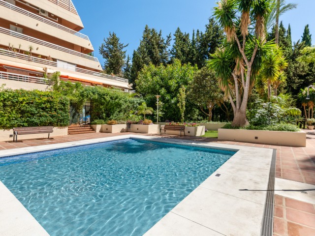 Appartement avec 3 Chambres  à Marbella