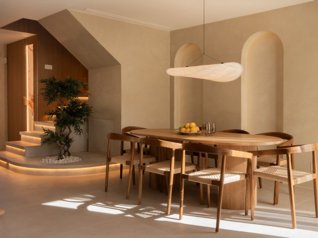 Maison mitoyenne avec 4 Chambres  à Puerto Banús