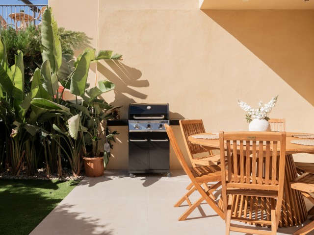 Maison mitoyenne avec 4 Chambres  à Puerto Banús