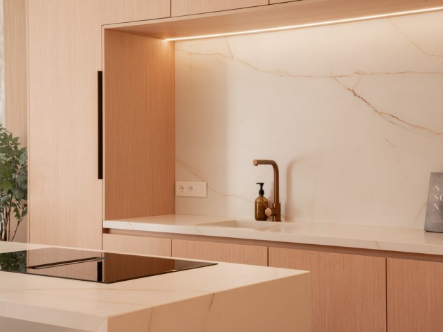 Maison mitoyenne avec 4 Chambres  à Puerto Banús