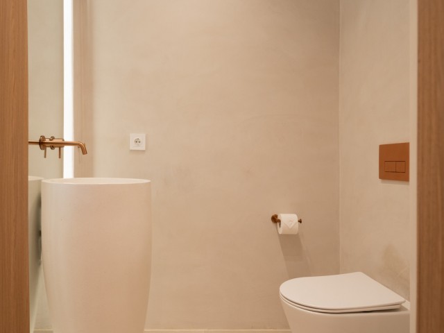 Maison mitoyenne avec 4 Chambres  à Puerto Banús