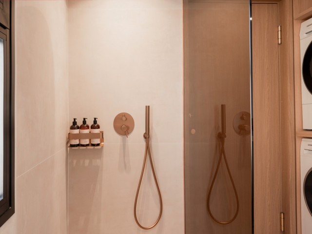 Maison mitoyenne avec 4 Chambres  à Puerto Banús