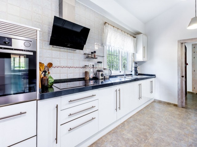 3 Bedrooms Villa in Mijas