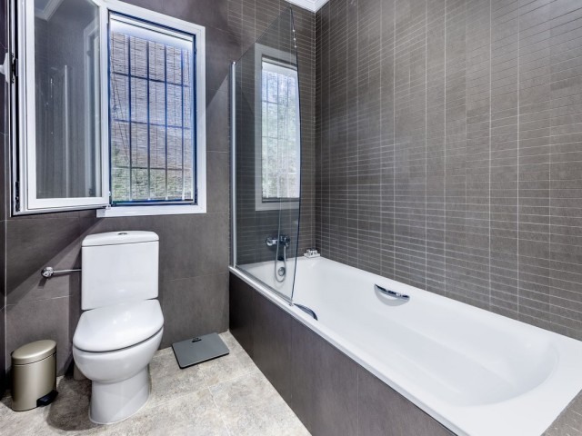 3 Bedrooms Villa in Mijas