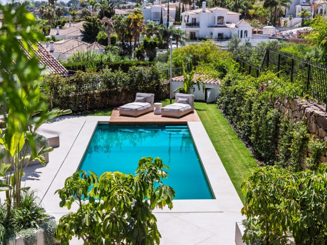 5 Soveroms Villa i Nueva Andalucía