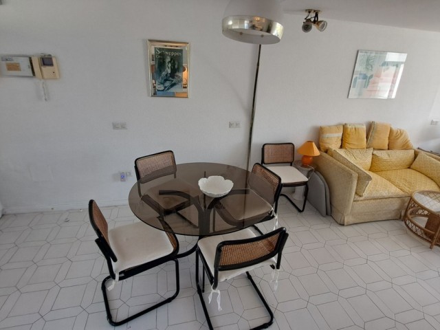 Maison mitoyenne avec 3 Chambres  à Miraflores