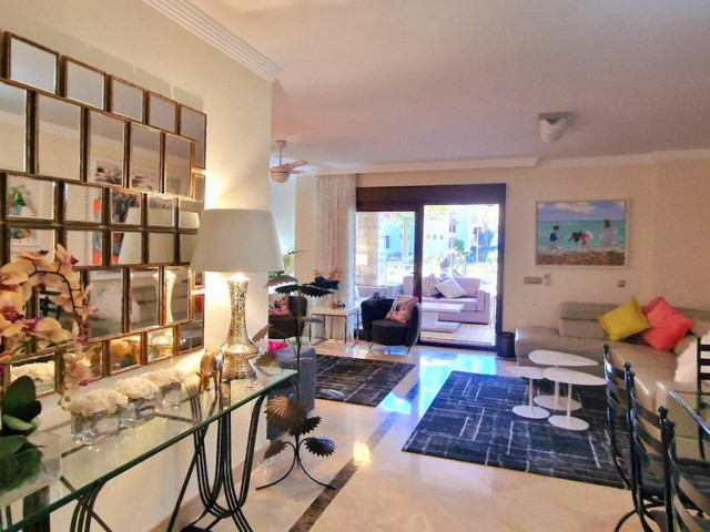 2 Bedrooms Apartment in Mijas
