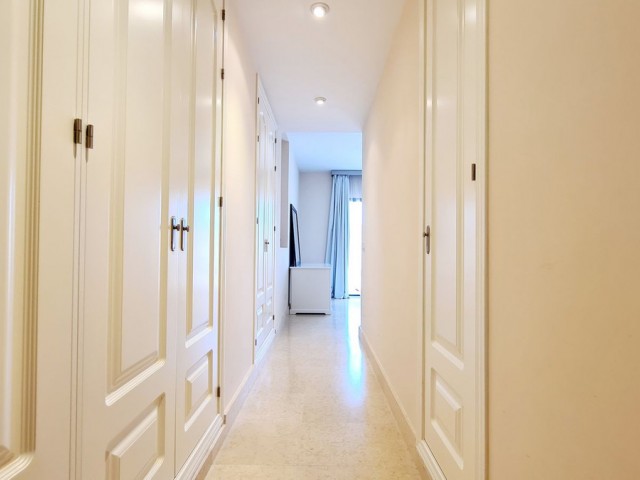 2 Bedrooms Apartment in Benahavís