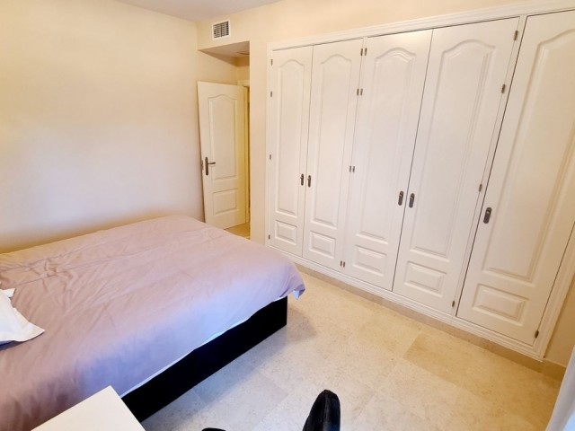 2 Bedrooms Apartment in Benahavís