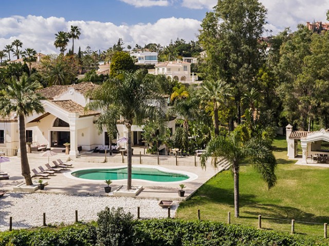 6 Soveroms Villa i Nueva Andalucía