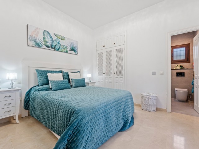 5 Bedrooms Villa in Sotogrande