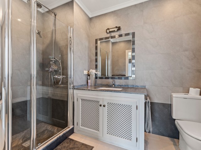 5 Bedrooms Villa in Sotogrande