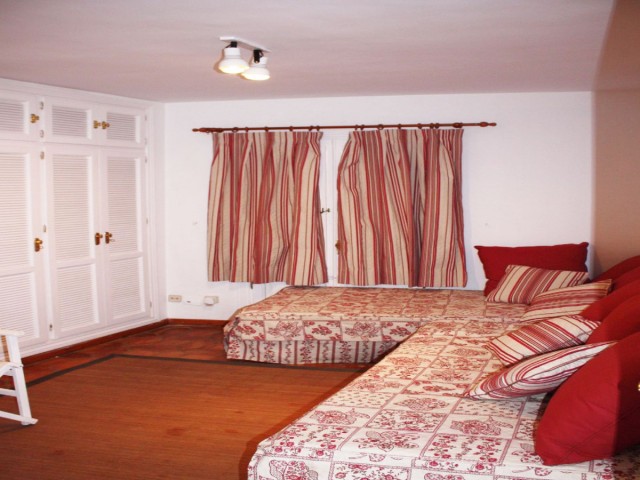 3 Slaapkamer Rijtjeshuis in Guadalmina Baja