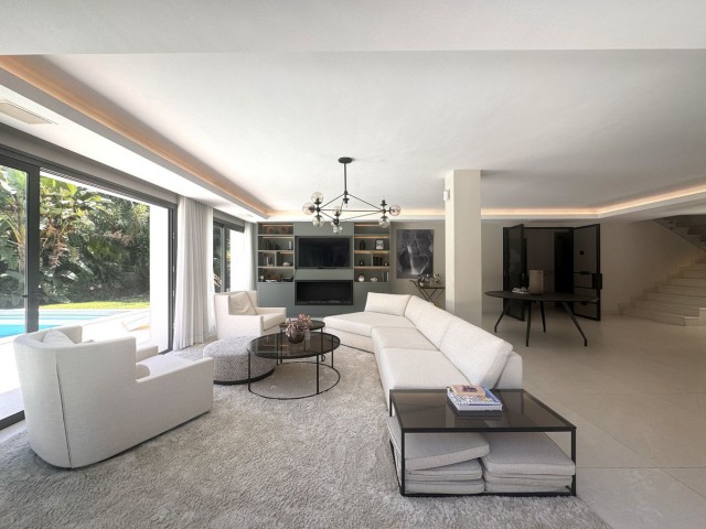 Villa, Las Brisas, R5148511