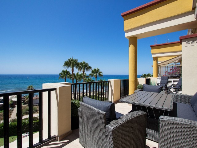 Penthouse in Elviria