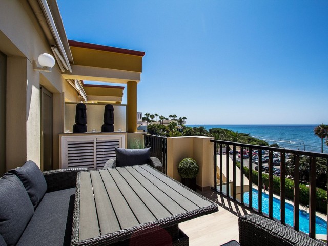 Penthouse in Elviria