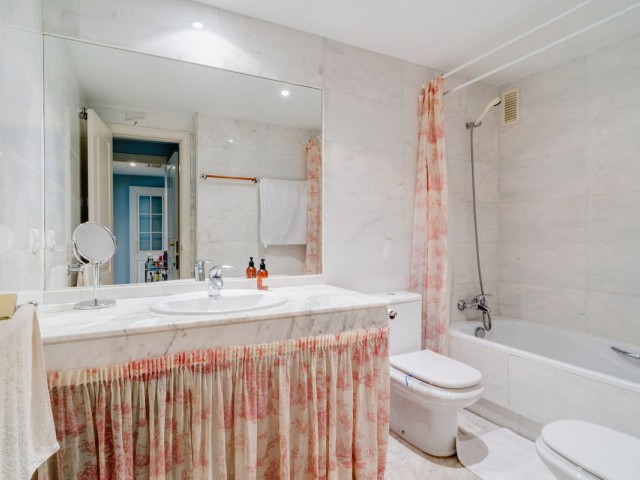 2 Slaapkamer Appartement in Bahía de Marbella