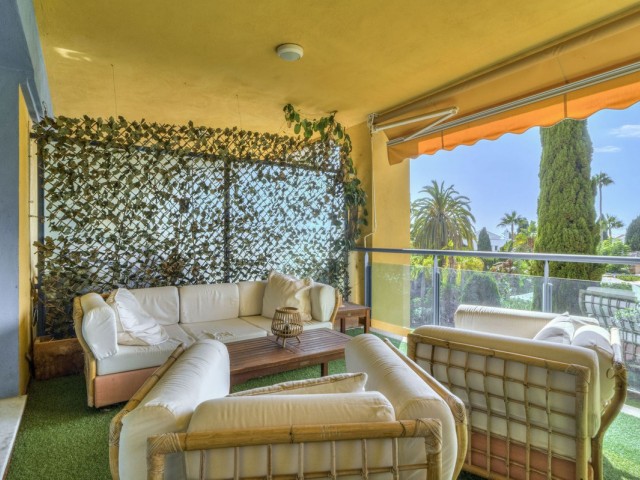 Appartement avec 2 Chambres  à Bahía de Marbella