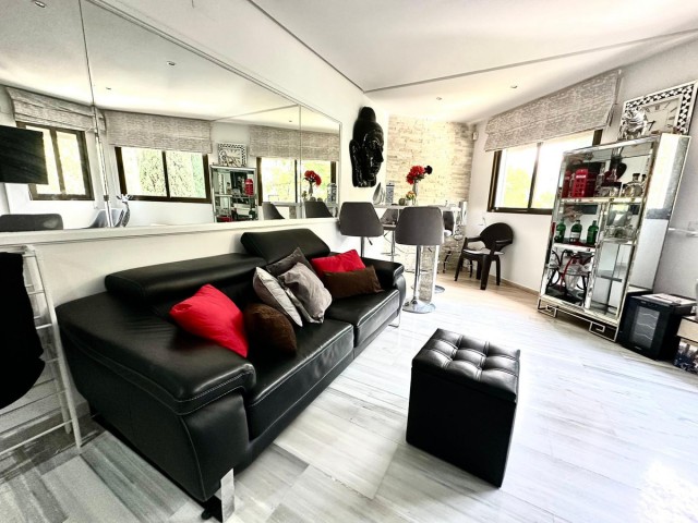 Apartment, Marbella, R5152210