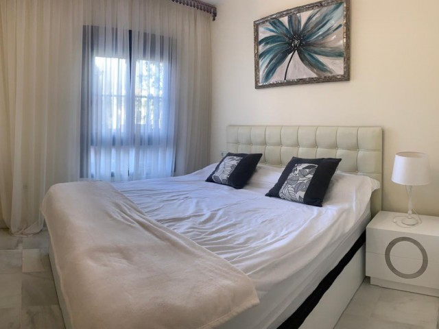 Apartamento con 2 Dormitorios  en Hacienda del Sol